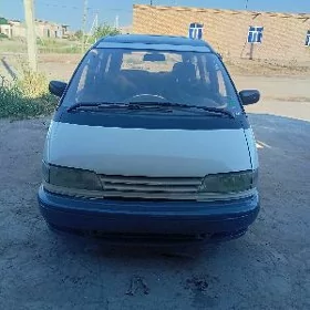 Toyota Previa 1995