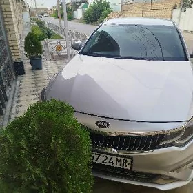 Kia Optima 2020