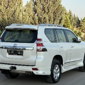 Toyota Land Cruiser Prado 2014