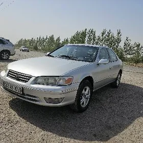 Toyota Camry 2000