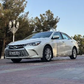 Toyota Camry 2017