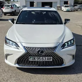 Lexus ES 350 2019