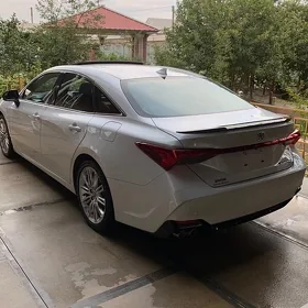 Toyota Avalon 2022