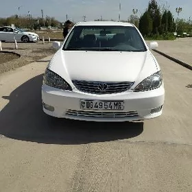 Toyota Camry 2003