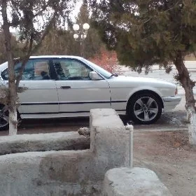 BMW 525 1990