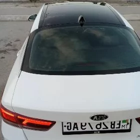 Kia Optima 2020