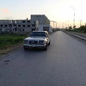 Mercedes-Benz 190-Class 1992