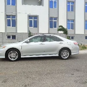 Toyota Camry 2011