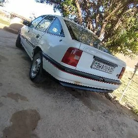 Opel Vectra 1990