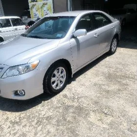Toyota Camry 2010