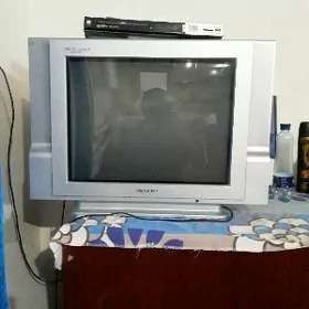 telewizor.