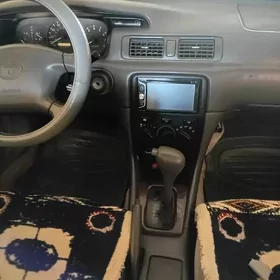 Toyota Camry 1999