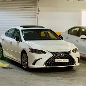Lexus ES 350 2019