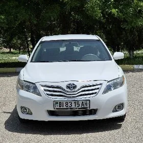 Toyota Camry 2010