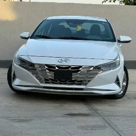 Hyundai Elantra 2023