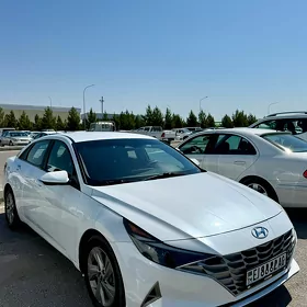 Hyundai Elantra 2021