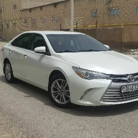 Toyota Camry 2015