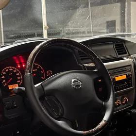 Nissan Patrol 2010