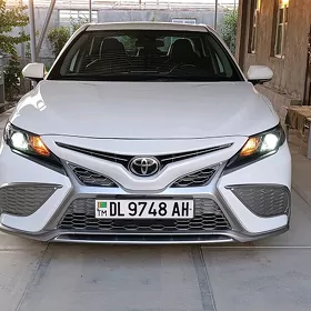 Toyota Camry 2020