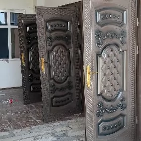 ️ Daşky Demir Gapylar ️