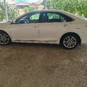 Toyota Camry 2016