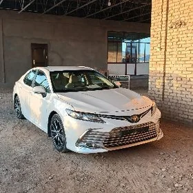 Toyota Camry 2022
