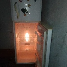 LG holodelnik
