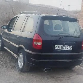 Opel Zafira 2001