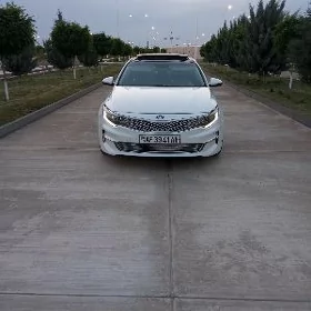 Kia Optima 2018