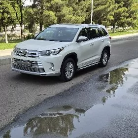 Toyota Highlander 2017