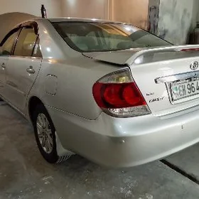 Toyota Camry 2005