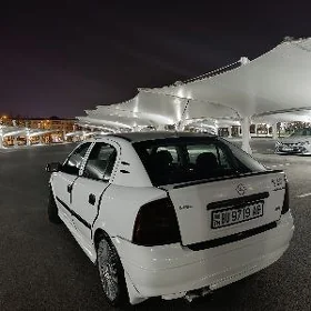 Opel Astra 2001
