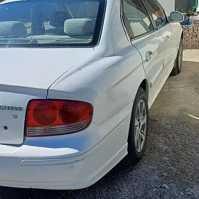 Hyundai Sonata 2003