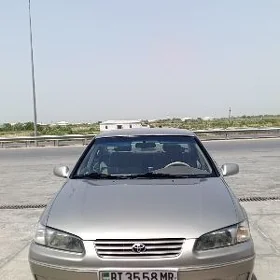 Toyota Camry 1999