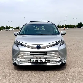 Toyota Sienna 2023