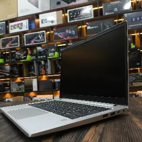  Ноутбук HP
