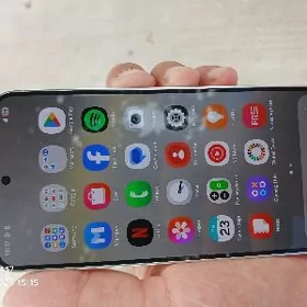 Samsung S 24