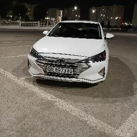 Hyundai Elantra 2020