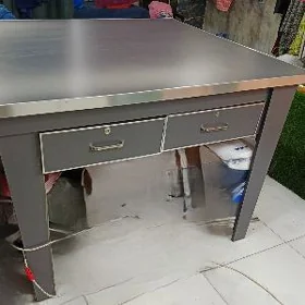 tikin stoly SROÇNO (baha jaňda