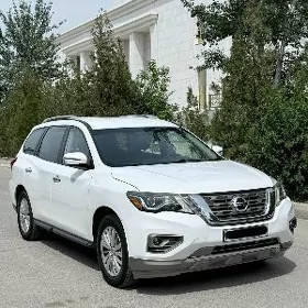 Nissan Pathfinder 2020