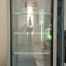 Artel wetrina holodilnik