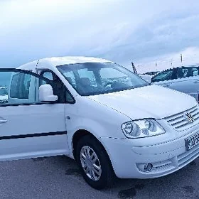 Volkswagen Caddy 2011