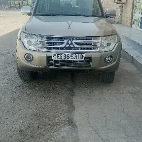 Mitsubishi Pajero 2007