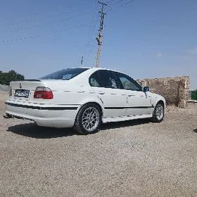 BMW E39 1998
