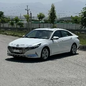 Hyundai Elantra 2021
