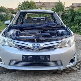 Toyota Camry 2014