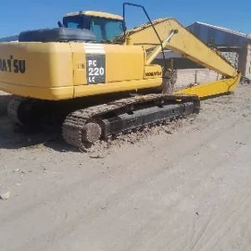Komatsu PC210LC-11 2012