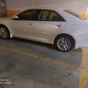 Toyota Camry 2014