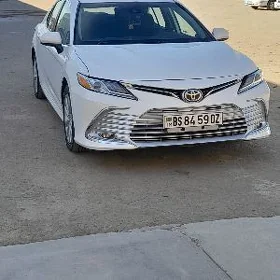 Toyota Camry 2020