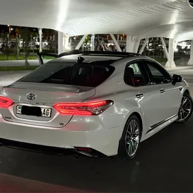 Toyota Camry 2020